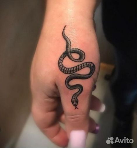 Модель на тату