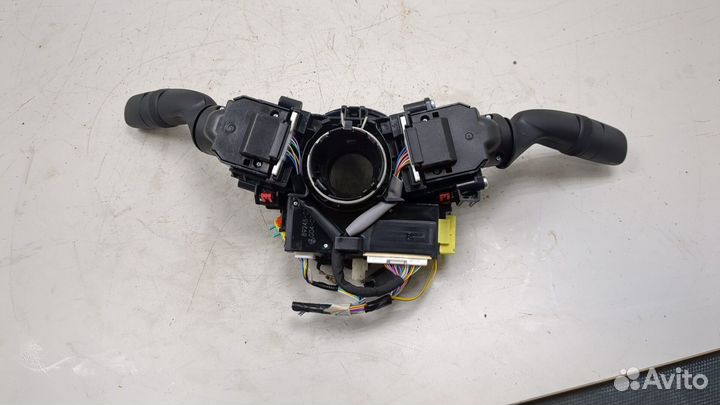 Переключатель поворотов и дворников Toyota Corolla E210 2018