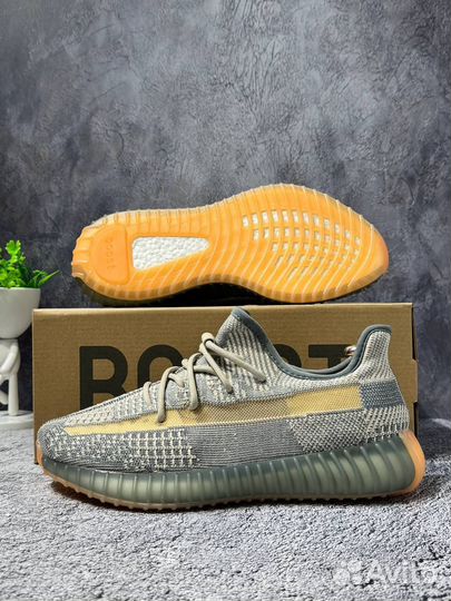 Кроссовок adidas yeezy boost 350