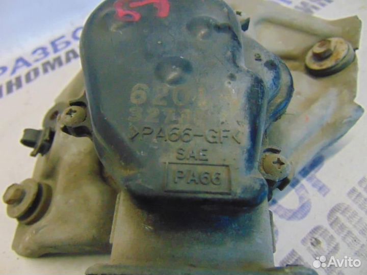 Мотор стеклоочистителя передний Mitsubishi Lancer