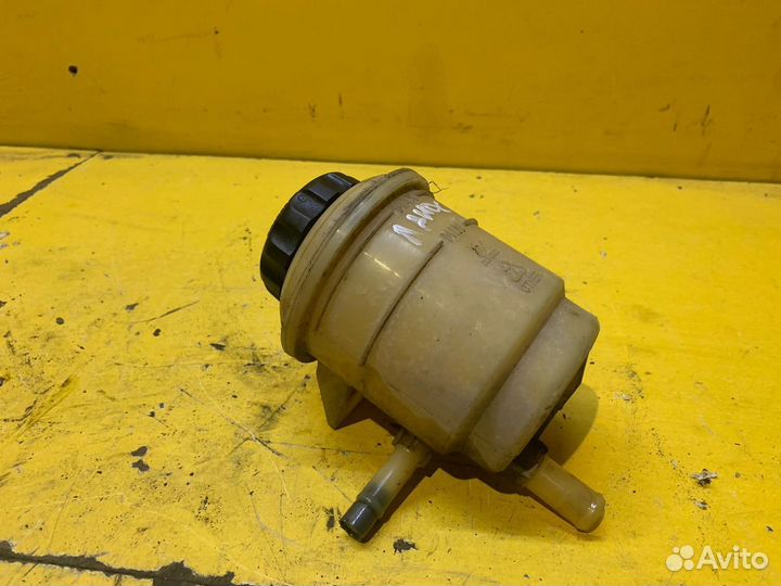 Бачок гур Chevrolet Lanos 2004-2011