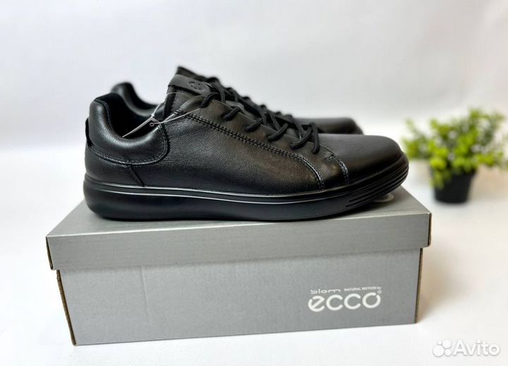 Кроссовки Ecco стильные