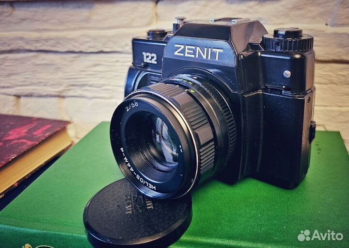 Зеркаленьные фотокамеры Зенит