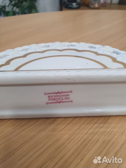 Салфетница новая в коробке