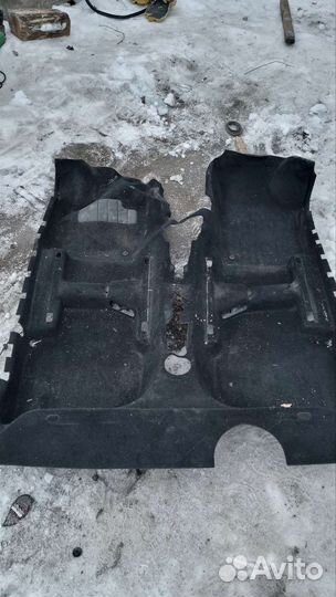 Ковролин skoda rapid без дыр и прожогов