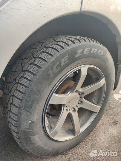 Pirelli Ice Zero 265/60 R18 110T