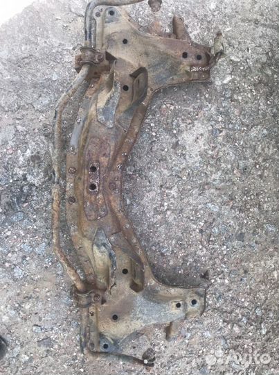 Подрамник задний Хонда CR-V3 (716)