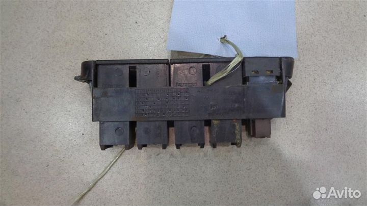 Выключатель пассажирской AIR BAG Peugeot 406 1995