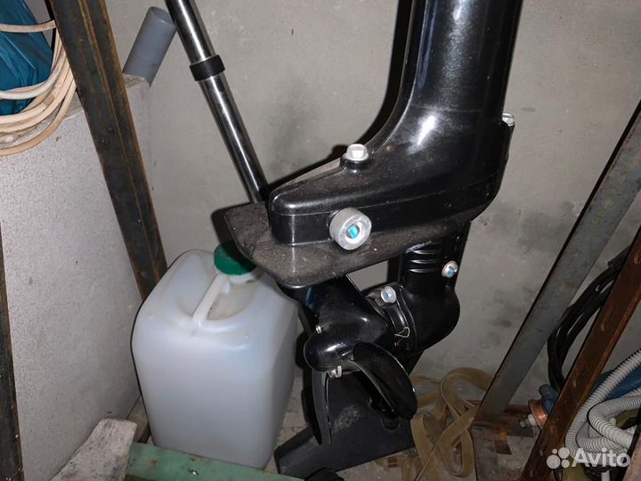 Лодочный мотор suzuki 2,5 4-х тактный