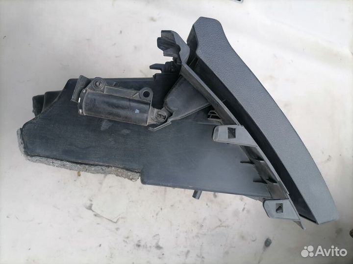 Бардачок для Peugeot 408 2012-2017