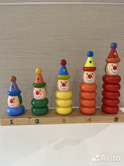 Деревянная пирамидка