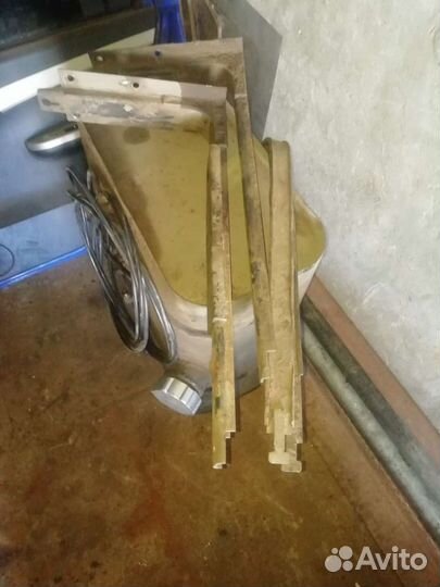 Бензобак на грузовик