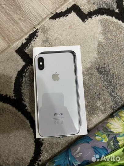 iPhone Xs, 64 ГБ