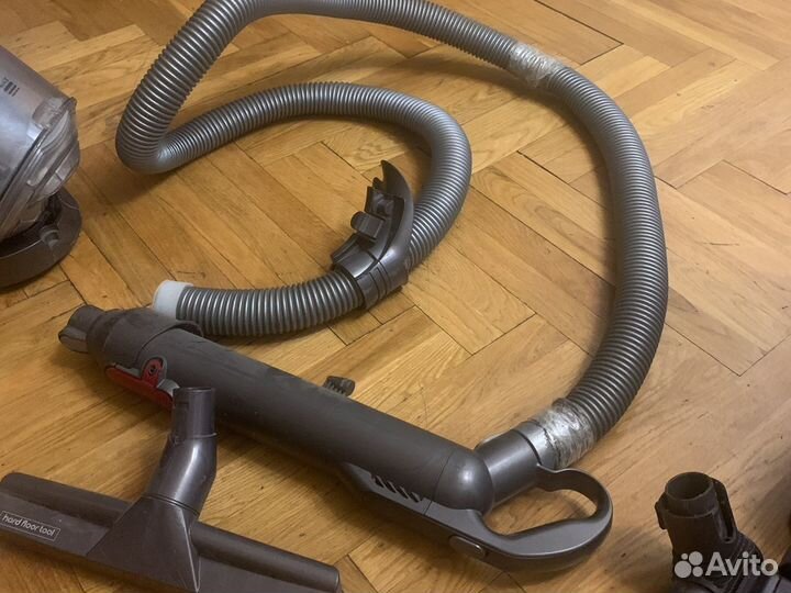 Пылесос Dyson DC 23 на запчасти