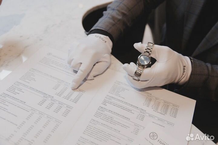 Выкуп швейцарских часов и ювелирных изделий