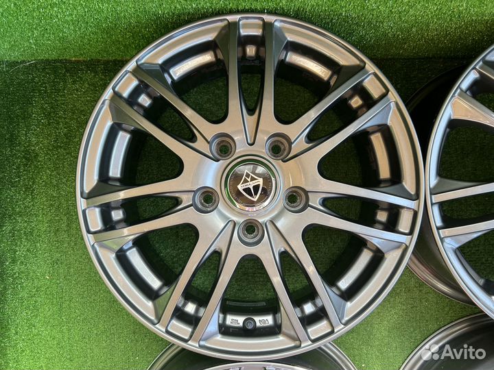 R15 Weds Velva Sport 5x114.3 6JJ ET+53 цо73,1мм 6