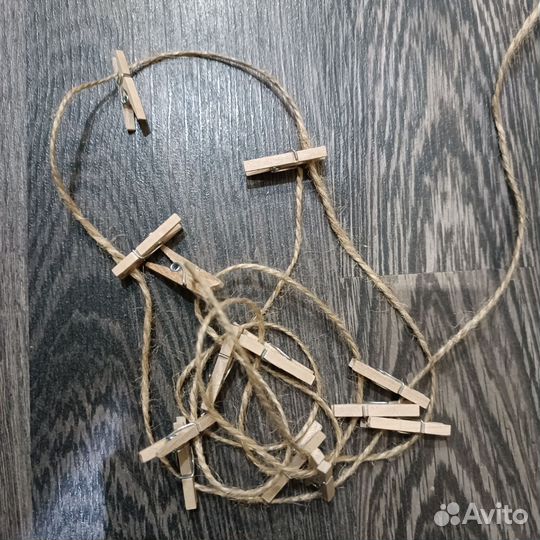 Under the green light атрибутика