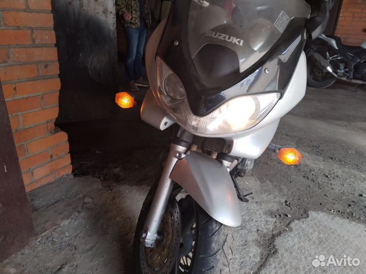 Suzuki gsf1200s
