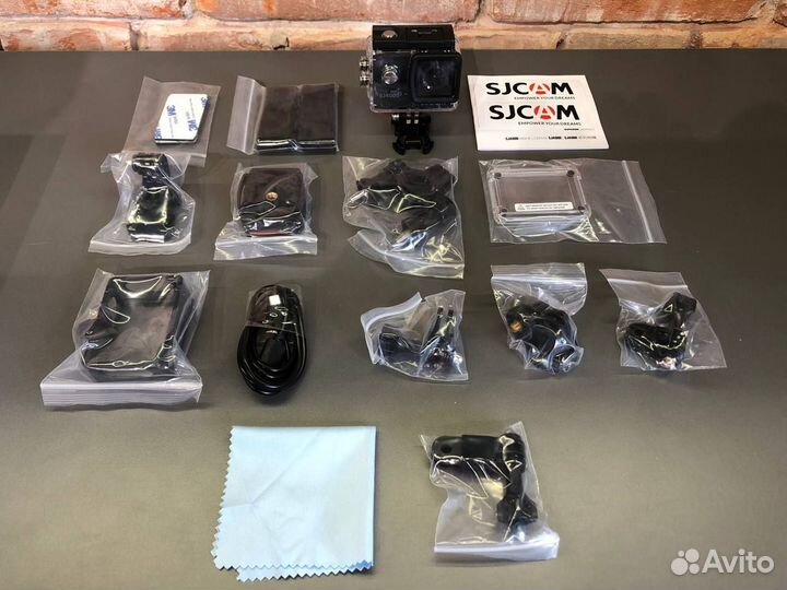 Экшн-камера sjcam SJ4000 WiFi Черный