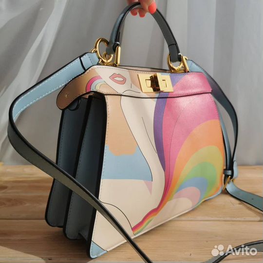 Сумка fendi peekaboo