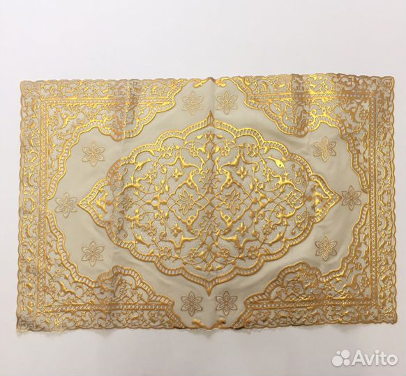 Скатерть шелковая новая в упаковке