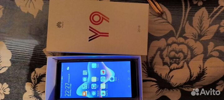 HUAWEI Y9 (2018), 3/32 ГБ