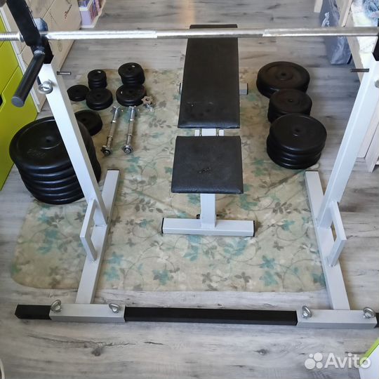 Стойка для штанги, скамейка для жима, гантели