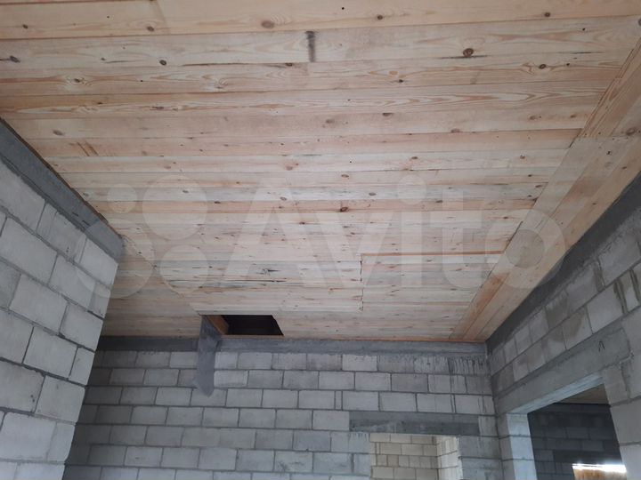 Дом 180 м² на участке 14 сот.