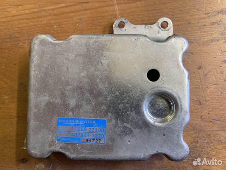 Блок управления двигателем Nissan 407901-3220