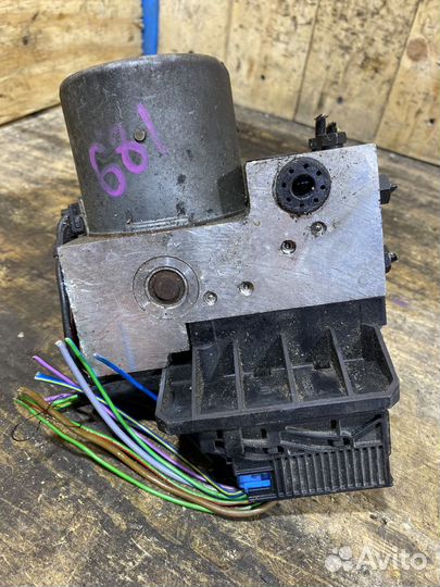 Блок ABS VAG 8E0614111T Арт. 681