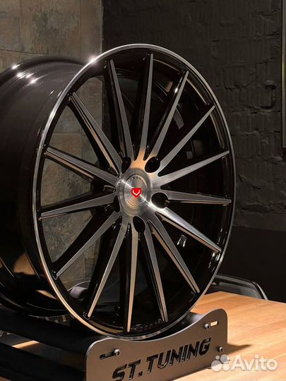 Нoвые литыe диски R18 5x114.3 Vossen Design