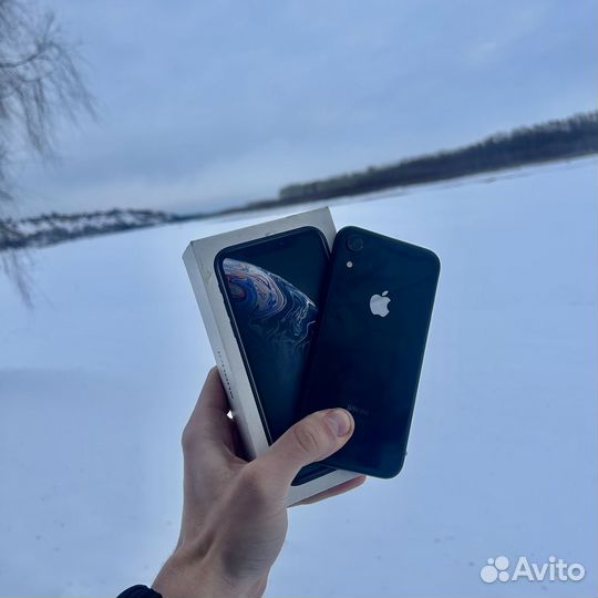 iPhone Xr, 64 ГБ