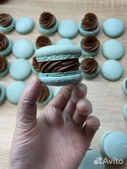 День отца, пирожные макарон(макаронс)