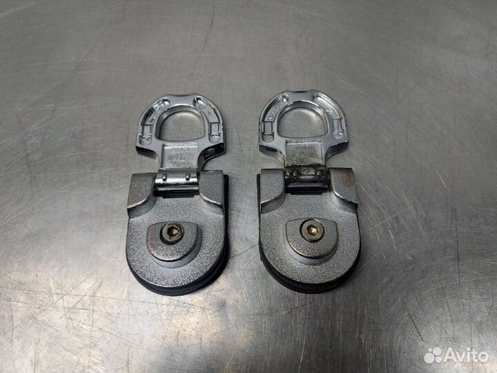 Кронштейн крепления груза Mitsubishi L200 KB4T