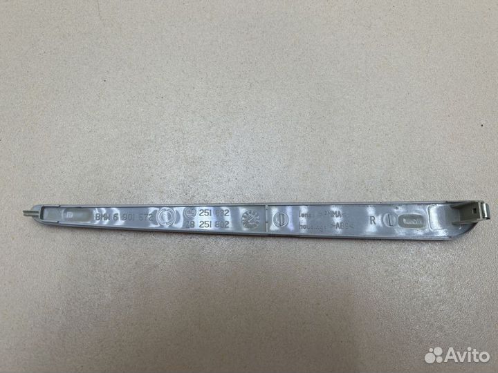 Отражатель в бампер правый BMW X5 E53