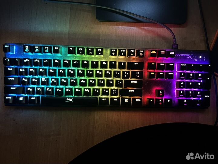 Игровая клавиатура hyperx
