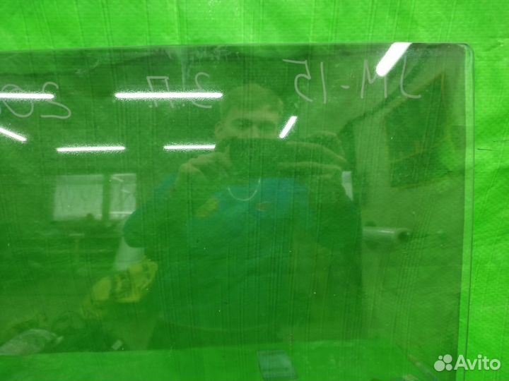 Стекло двери прав. зад. Hyundai Tucson