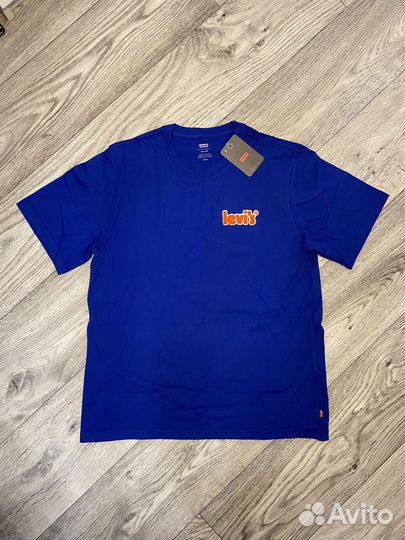 Новая футболка levis оригинал