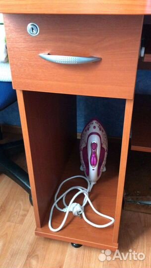 Письменный стол