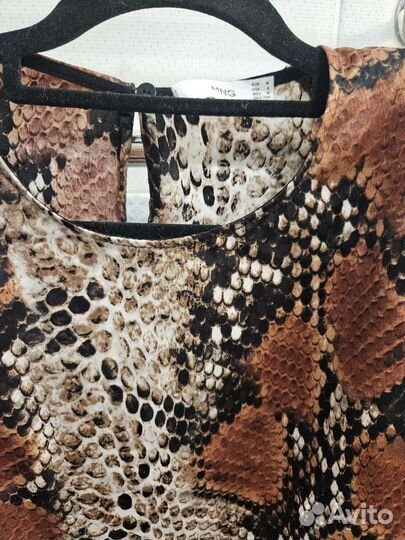 Костюм женский