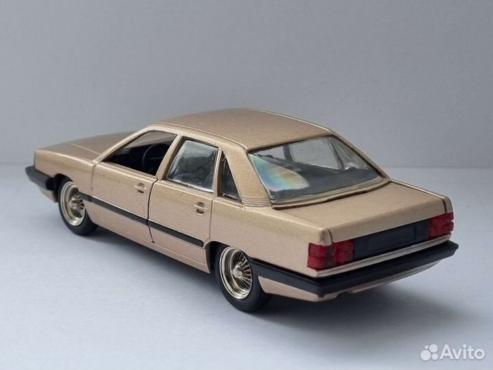 Модель автомобиля Audi 100 - C3 - 1:43