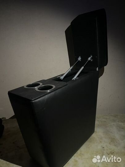 Подлокотник вито, транспортер