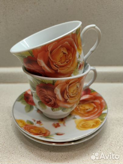 Чашки с блюдцами, штуки