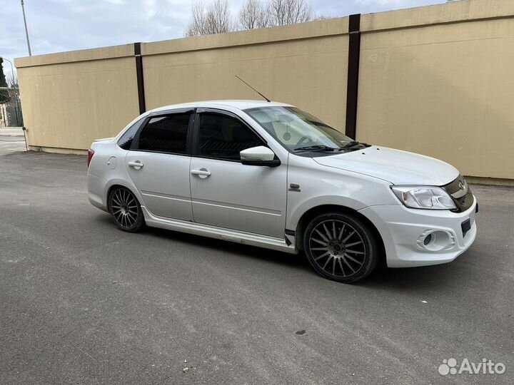 LADA Granta 1.6 МТ, 2014, 247 365 км