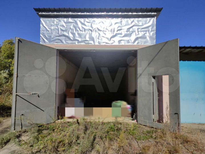 Гараж, > 30 м²