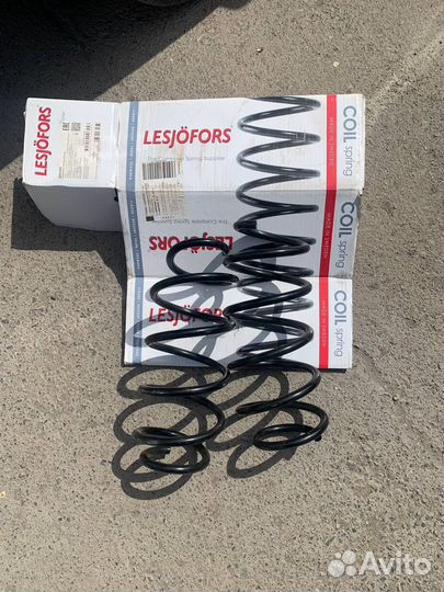 Lesjofors 4095-086 пружина передняя