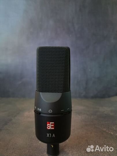 Студийный микрофон sE Electronics X1 A