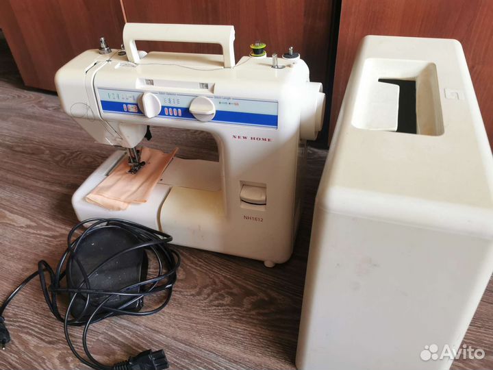Швейная машина New Home NH612