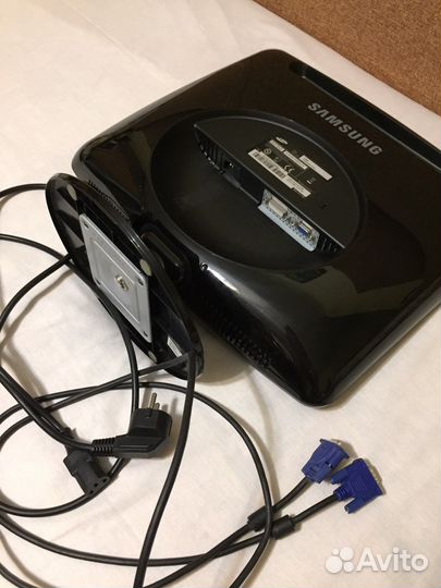 Монитор Samsung 932BF 19