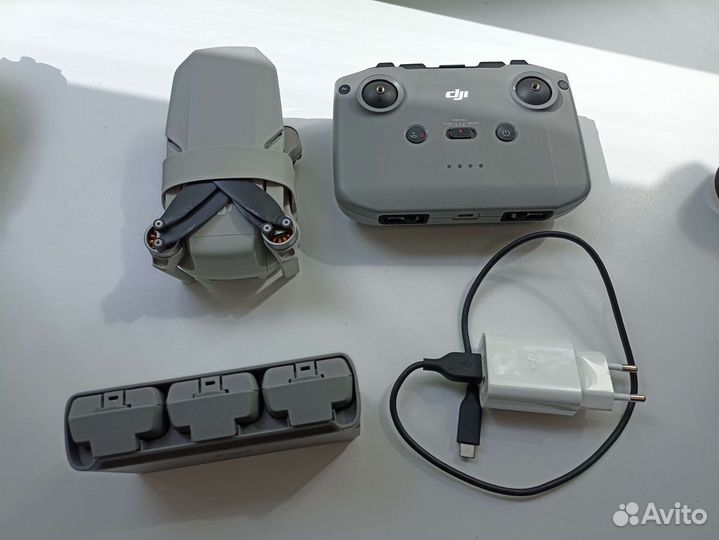 Квадрокоптер Dji mini 2 fly more combo